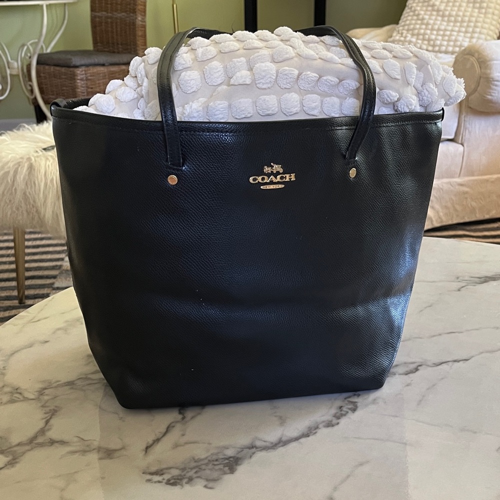 Coach Black Pebbled Leather Tote